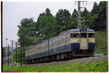 JR(国鉄)115系クモハ115-310富士急行 大月線 普通