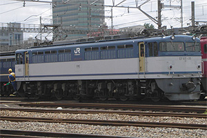 JR貨物 EF65形500番台 EF65 530