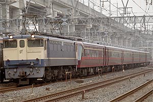 JR東日本 EF65形1000番台 EF65 1111|14系ゆとり 回送