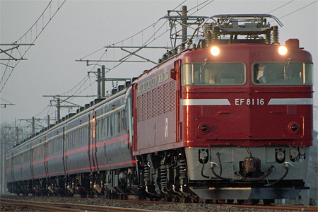 JR東日本 EF81形|14系座席車 EF81 16|14系ゆとり(旧サロン東京)