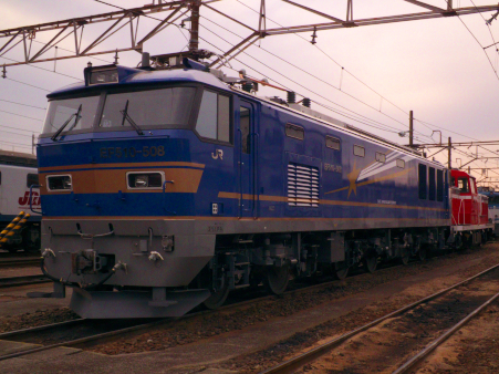 EF510形 - N's鉄道写真データベース