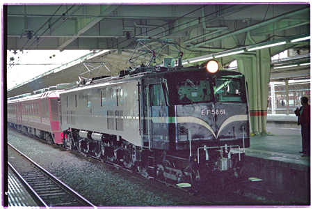 JR東日本 EF58形|12系客車 EF58 61|12系オリエントサルーン 団体