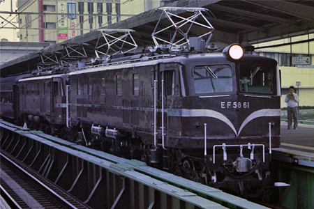 JR東日本 EF58形|スハ32系客車 EF58 61|スハフ32形 団体