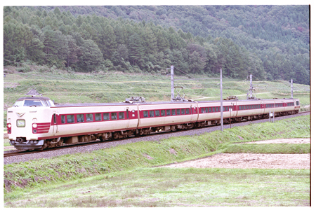 381系 - N's鉄道写真データベース