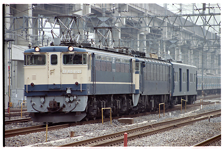 JR東日本 EF65形1000番台|50系客車 EF65 1021|EF62形量産車|マニ50形 試運転