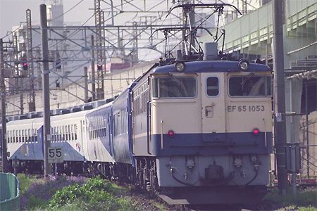 JR東日本 EF65形1000番台|12系客車 EF65 1053|12系なごやか 試運転