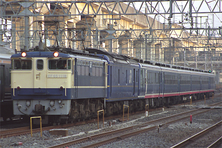 JR東日本 EF65形1000番台|12系客車 EF65 1118|カニ24|12系江戸 回送