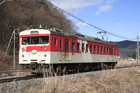 JR東日本 123系 クモニ143-1>クモハ123-1 中央東線(辰野支線) 普通